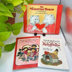 Lot of 3 Vintage Valentine Children’s Books Scholastic Holiday Reading